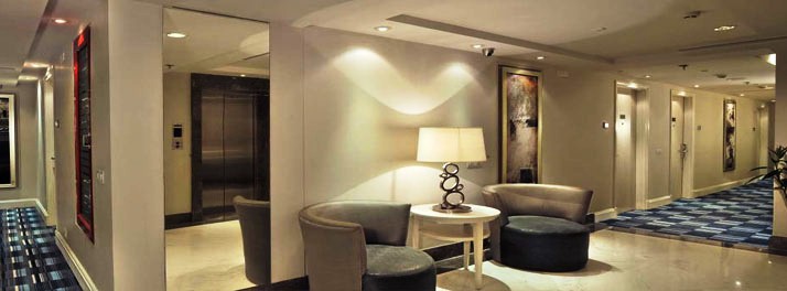 2534/The Asthan Sarovar Portico - New Delhi 03.jpg